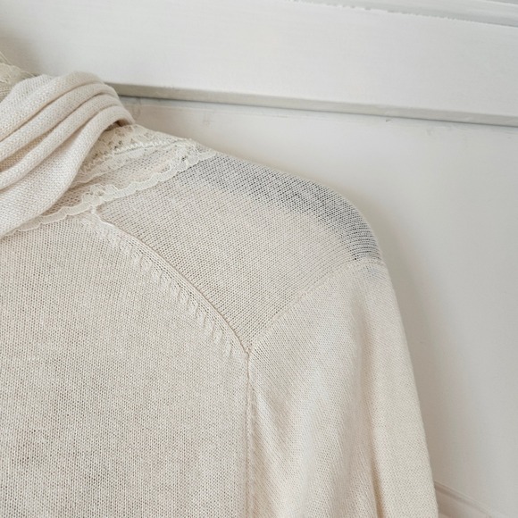 New Romeo Juliet Couture Ivory Ruffle Lace Trim Cardigan Sweater Size M Artsy - Picture 12 of 13